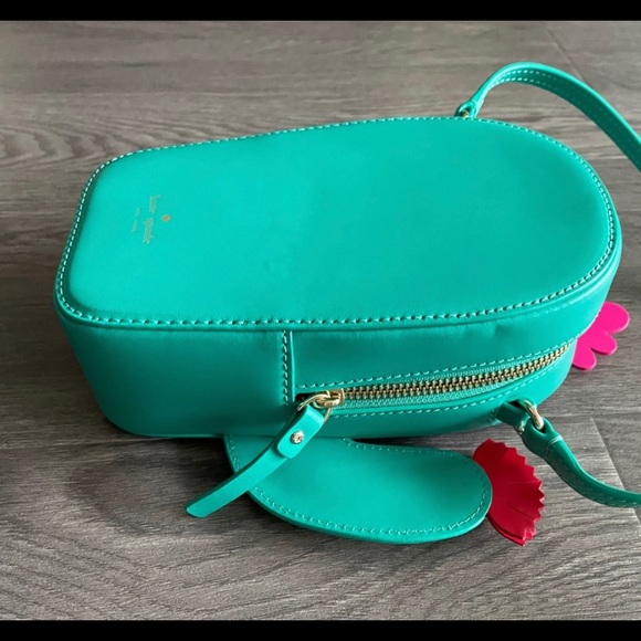 🎀PRICE DROP🎀 Kate Spade Cactus Crossbody Purse - Rare Novelty Bag - Picture 5 of 8